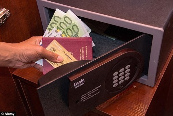 Bí mật, khách sạn, nhà nghỉ, nhân viên, khách hàng, tiếp viên, ăn cắp, bí-mật, khách-sạn, nhà-nghỉ, nhân-viên, khách-hàng, tiếp-viên, ăn-cắp Bí mật, khách sạn, nhà nghỉ, nhân viên, khách hàng, tiếp viên, ăn cắp, bí-mật, khách-sạn, nhà-nghỉ, nhân-viên, khách-hàng, tiếp-viên, ăn-cắp