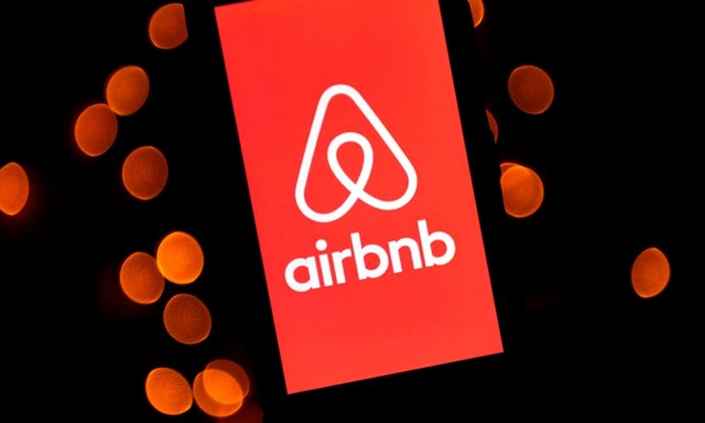 Lỗ gần 700 triệu USD chỉ trong 9 tháng, Airbnb vẫn tự tin 'lên sàn'