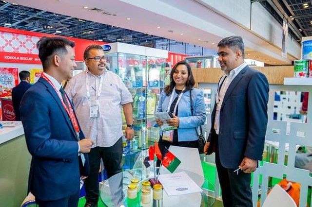 C&aacute;c sản phẩm của Vinamilk tại Gulfood Dubai 2023 được bạn b&egrave; quốc tế quan t&acirc;m