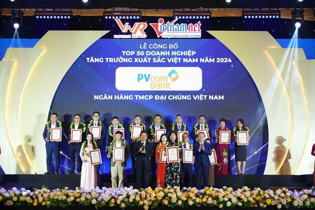 Lần thứ năm li&ecirc;n tiếp, PVcomBank được vinh danh trong &ldquo;Top 50 doanh nghiệp tăng trưởng xuất sắc nhất Việt Nam&rdquo; &nbsp;
