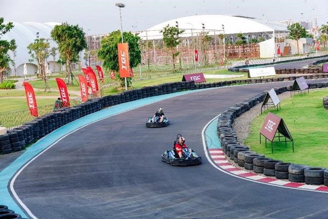 Thử th&aacute;ch tốc độ tr&ecirc;n đường đua Go-kart t&iacute;ch hợp d&agrave;i nhất Đ&ocirc;ng Nam &Aacute; lu&ocirc;n l&agrave; hoạt động được c&aacute;c bạn trẻ xếp h&agrave;ng săn &ldquo;slot&rdquo; tại TGC Speedway - City Park. &nbsp;