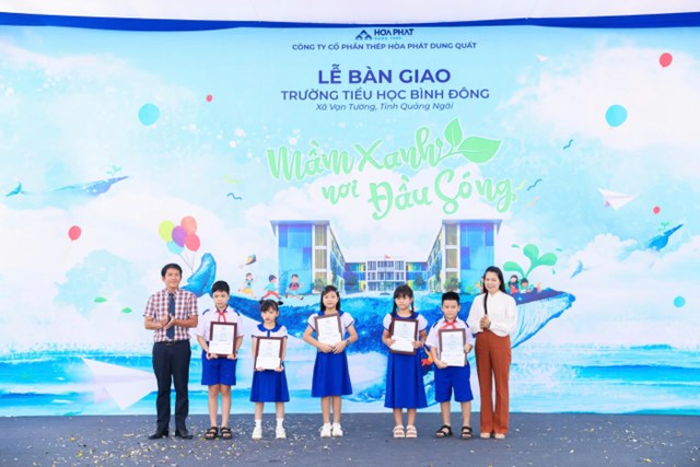 &Ocirc;ng &nbsp;Lữ Thế L&acirc;m, Ph&oacute; Chủ tịch Ủy ban Nh&acirc;n d&acirc;n x&atilde; Vạn Tường ghi nhận, đ&aacute;nh gi&aacute; cao&nbsp;hoạt động an sinh x&atilde; hội của H&ograve;a Ph&aacute;t tr&ecirc;n địa b&agrave;n