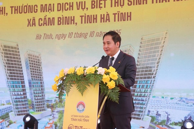 &Ocirc;ng Mai Xu&acirc;n Sơn, Tổng Gi&aacute;m đốc Tập đo&agrave;n T&amp;T Group ph&aacute;t biểu tại lễ khởi c&ocirc;ng