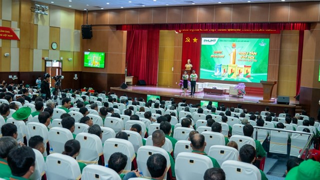 Chương tr&igrave;nh "NPK Ph&uacute; Mỹ: Triệu tấn kết nối &ndash; Cho m&ugrave;a bội thu" thu h&uacute;t hơn 400 kh&aacute;ch h&agrave;ng tham dự trực tiếp. &nbsp;